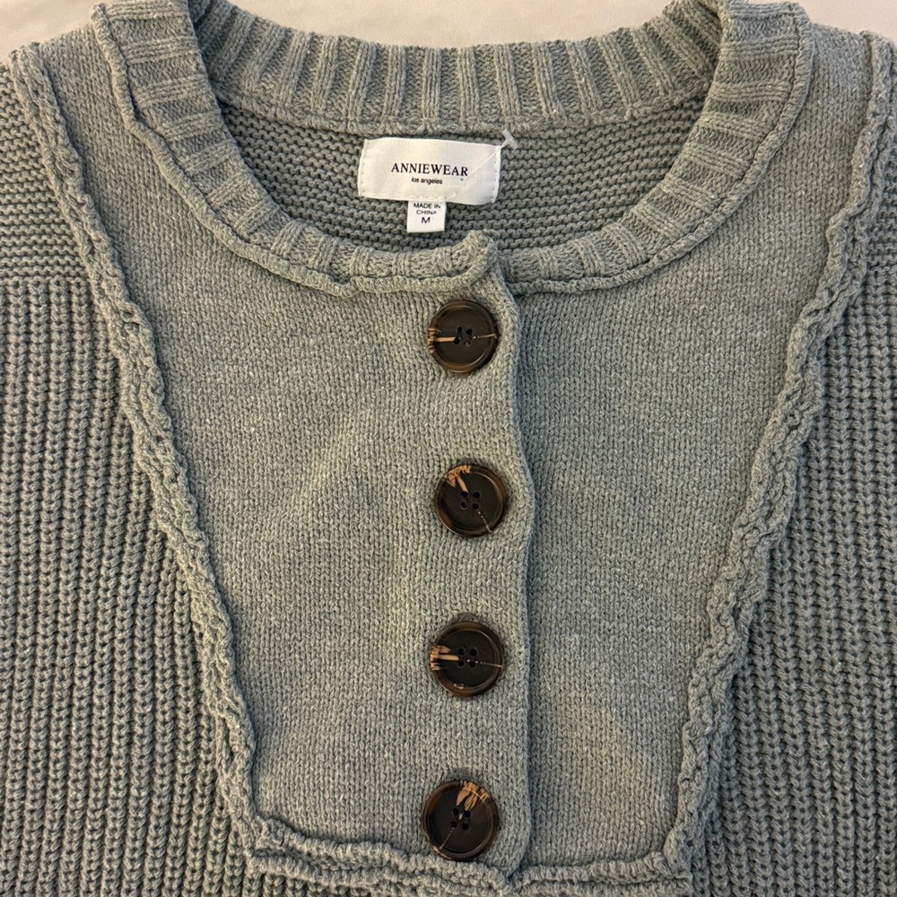 Anniewear Gray Button-Up Ribbed Sweater M - Picture 5 of 8